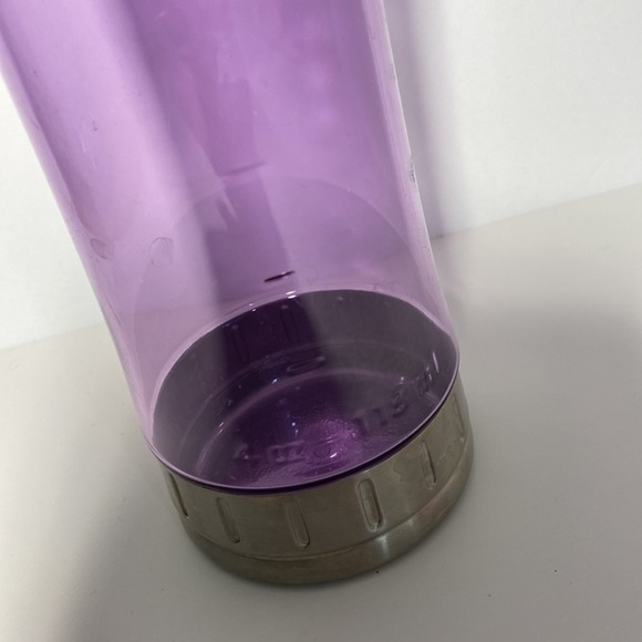 Starbucks tumbler purple plastic metal 18 oz screw top 2006 - Picture 4 of 5